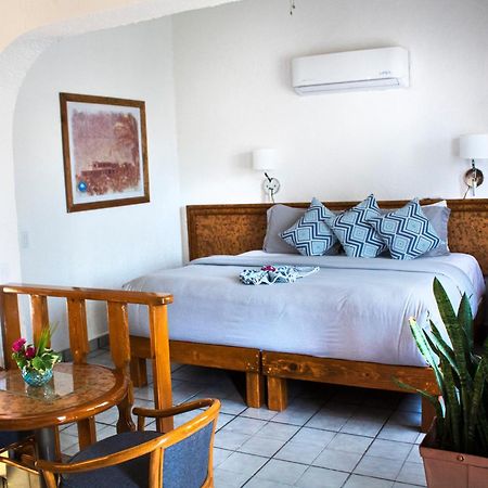 Buena Vista Oceanfront & Hot Springs Resort Buenavista  المظهر الخارجي الصورة