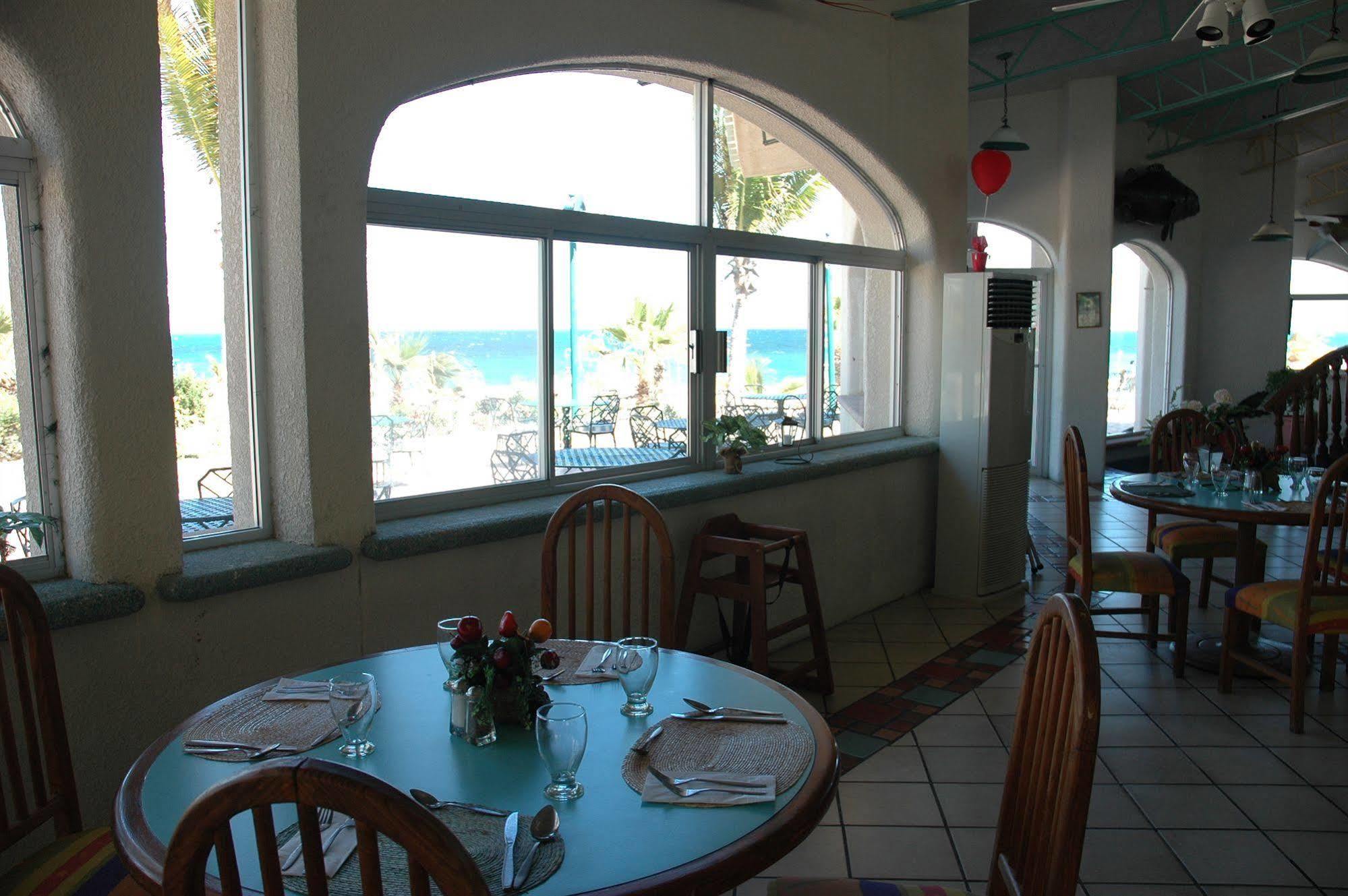 Buena Vista Oceanfront & Hot Springs Resort Buenavista  المظهر الخارجي الصورة